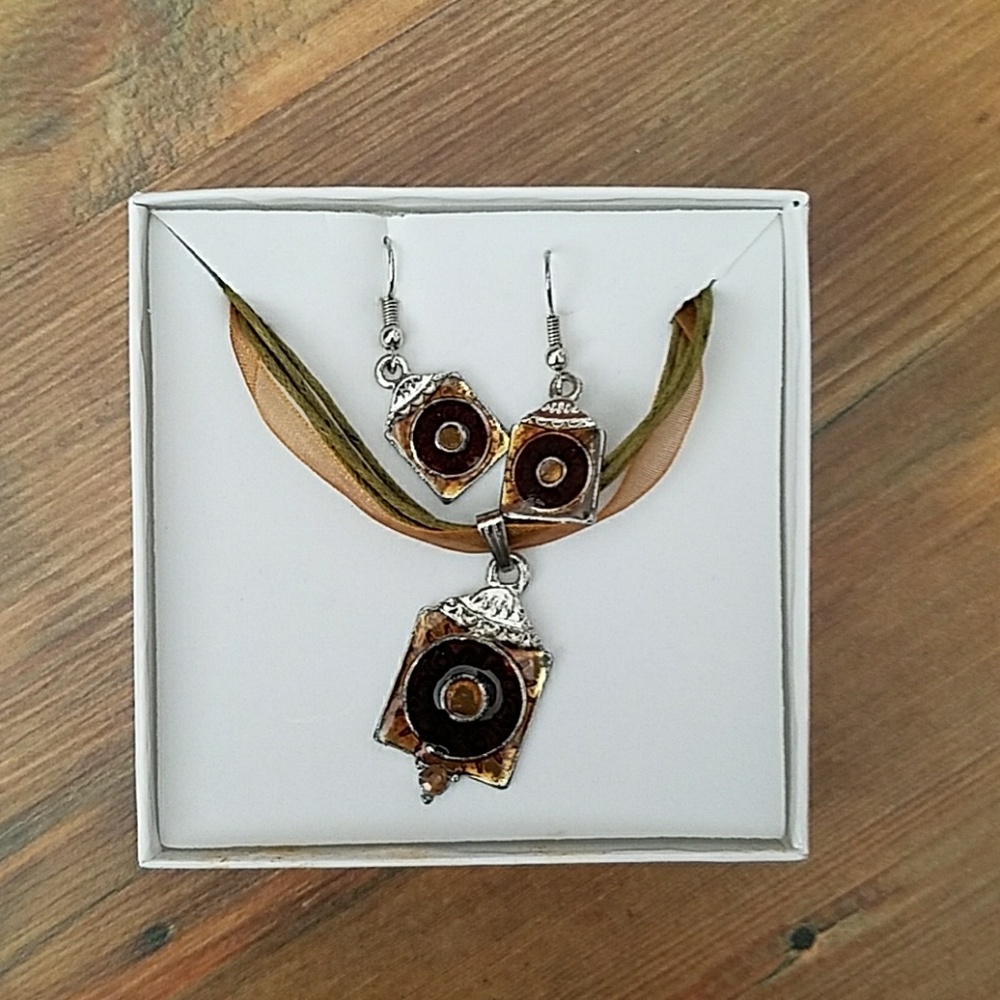 New Necklace and Earring set